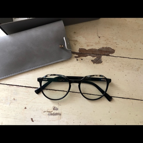 blue light blocking eye glasses - Picture 3 of 7